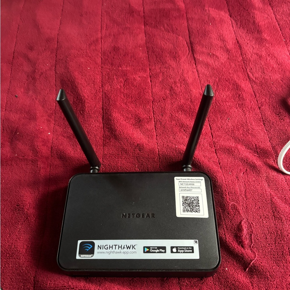 NETGEAR Black Wireless Router with Nighthawk App Support - Picture 4 of 5